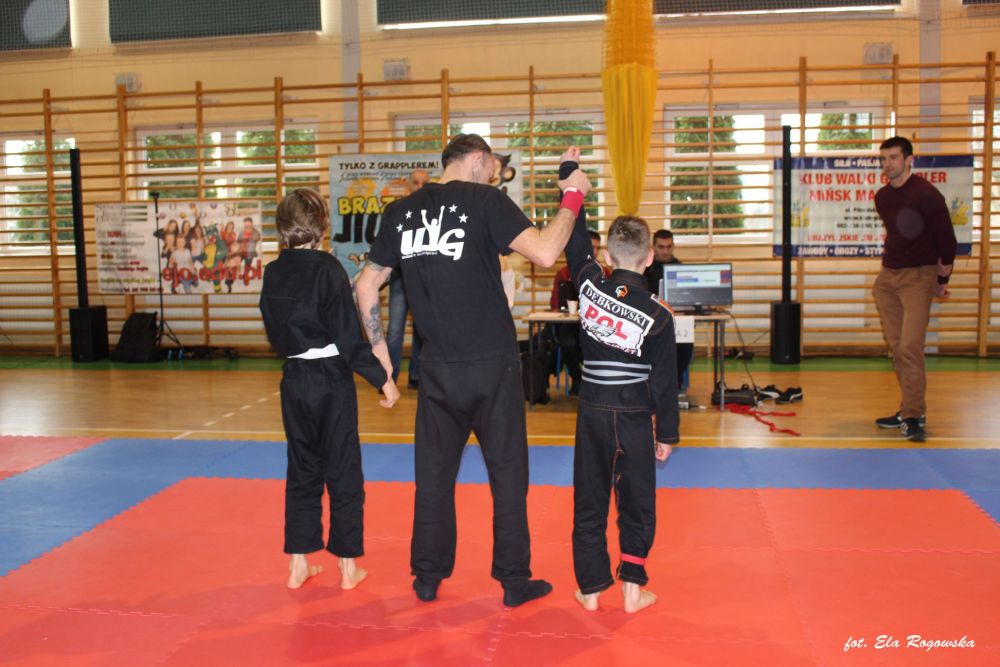 9 Gwiazdkowy Turniej w Brazylijskiego Jiu Jitsu dla dzieci