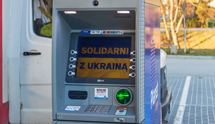 Bankomat przy gminnym targowisku w Wiązownie
