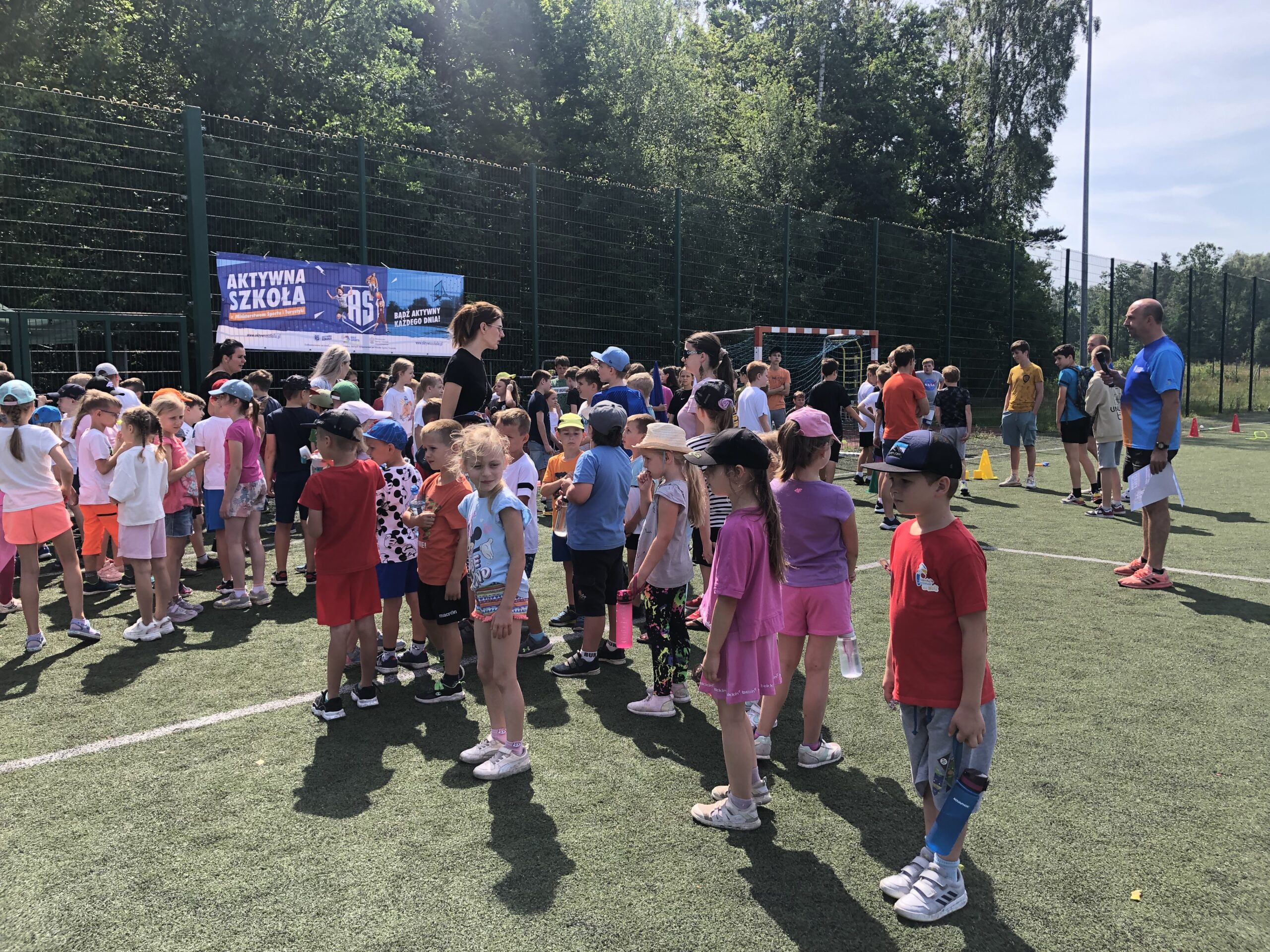 Sportowy dzień z „Aktywną szkołą” w Zakręcie