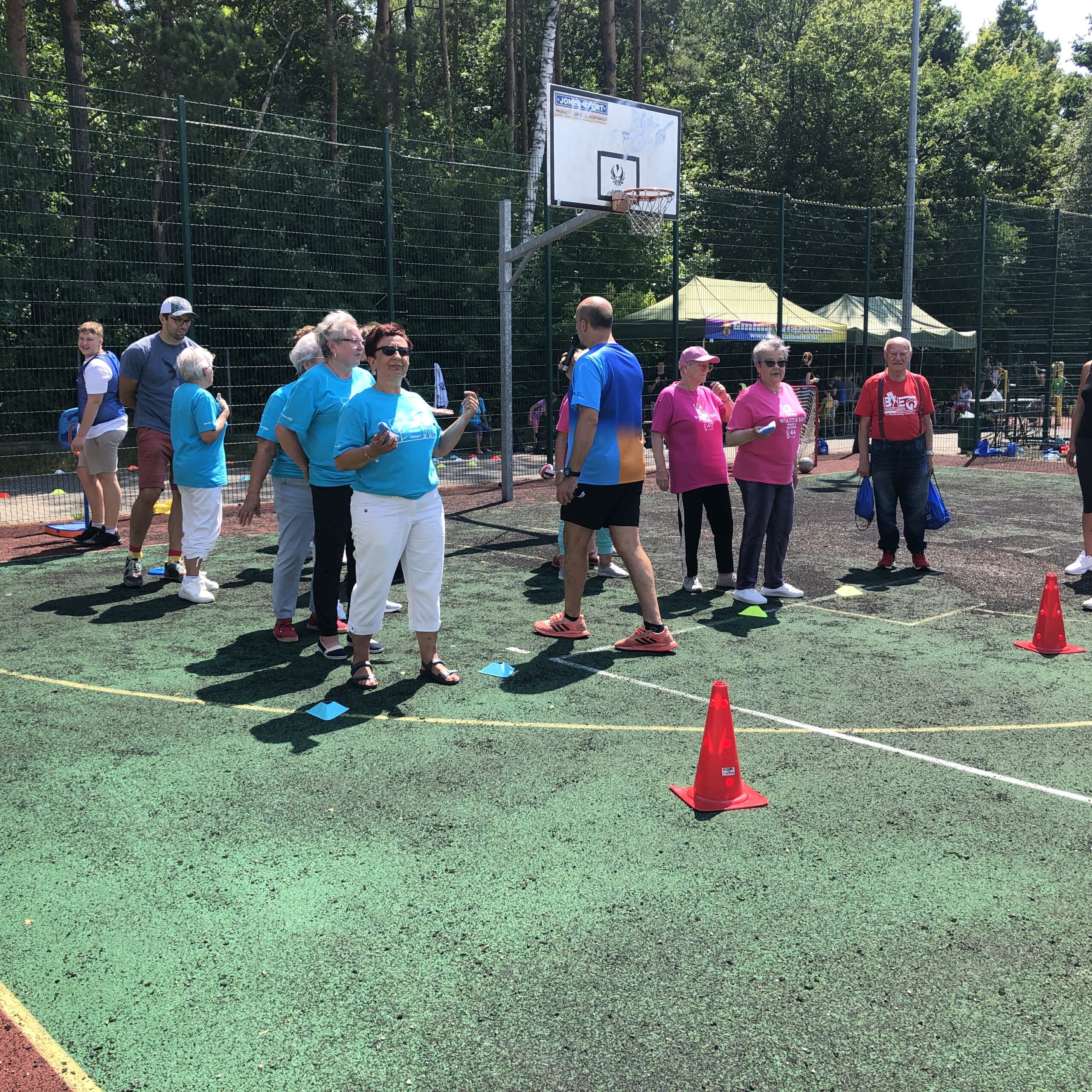 Sportowy dzień z „Aktywną szkołą” w Zakręcie