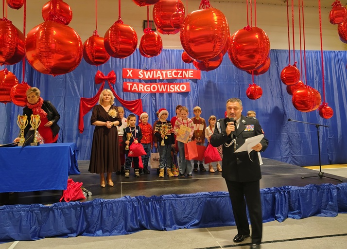 Świąteczne Targowisko w Gliniance (Foto: SP Glinianka)