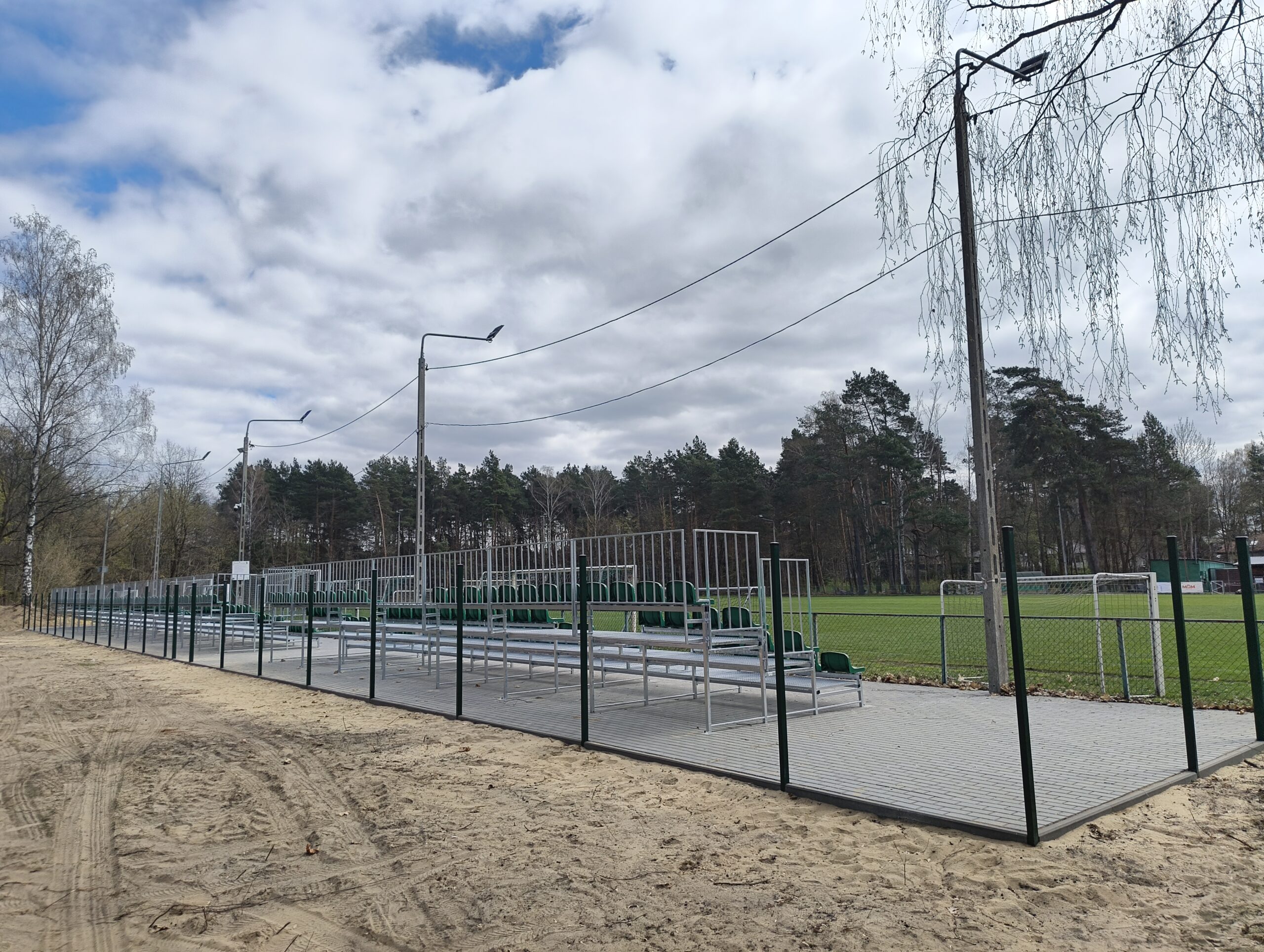 Nowe trybuny dla KS Advit